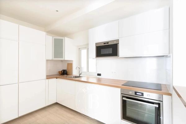 Paris 8ème, Appartement 1 Chambre -  55 m² à vendre