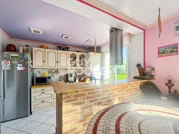 Maison à vendre avec hangars et bergerie à Jouy le Chatel