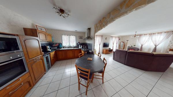 EXCLUSIVITE - BEAUMONT SAINT-CYR, PLAIN-PIED-140m2 -4 CHAMBRES - CALME