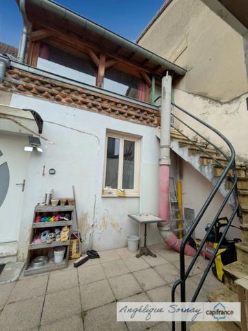 À VENDRE – IMMEUBLE Locatif en Plein Centre de Louhans - Spécial Investisseur