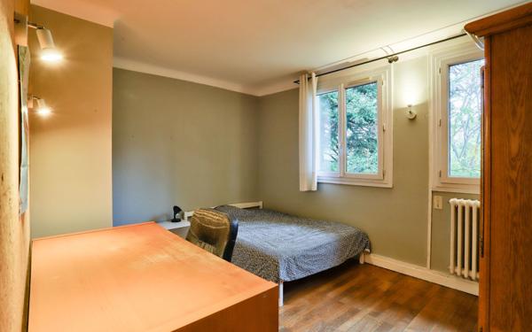 Maison à vendre    6 pièces •  Tassin-la-Demi-Lune