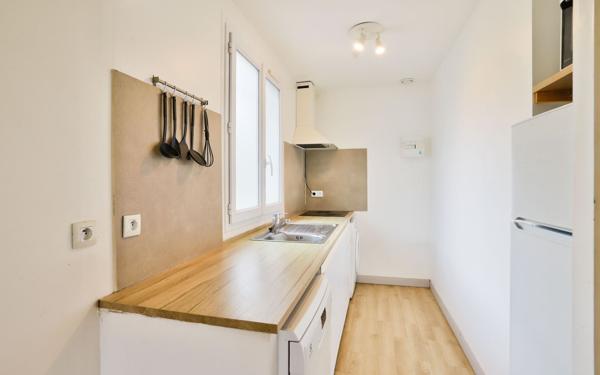 Maison à vendre    6 pièces •  Tassin-la-Demi-Lune