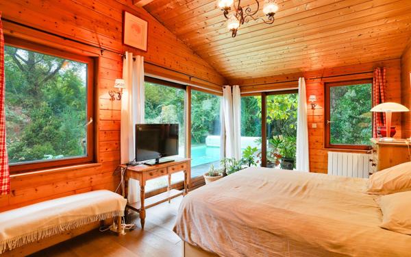 Maison à vendre    6 pièces •  Tassin-la-Demi-Lune