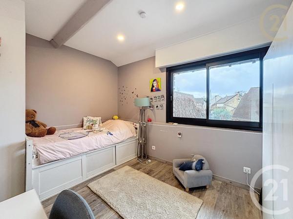 Maison à vendre  11 pièces - 249,09 m2 PRINGY - 77