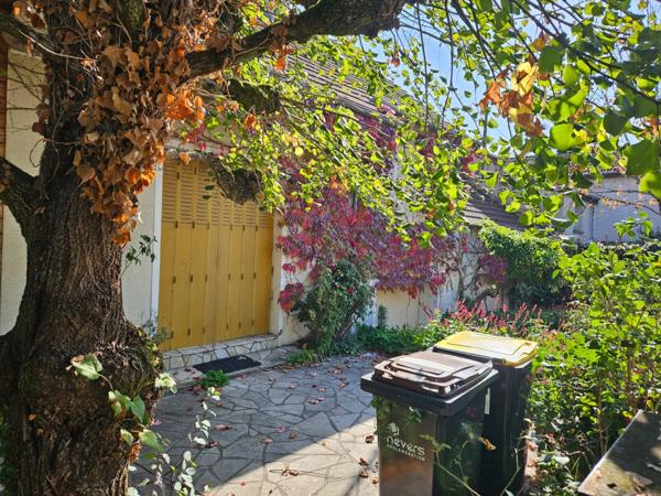 Maison Familiale avec Jardin / Atelier / 2 Parkings • 5 pièces NEVERS (58)