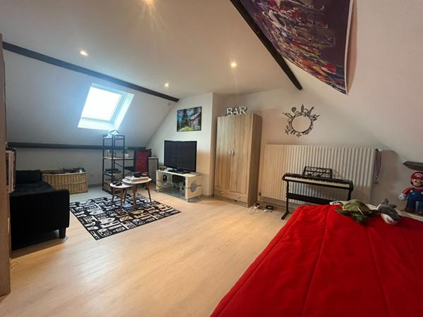 Immeuble Nevers 213 m2, airbnb, proche GARE SNCF, 2h30 PARIS, rentabilite