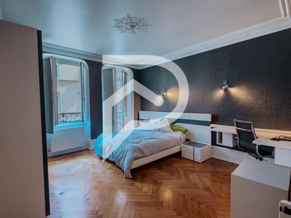 Appartement 6 pièces 157 m2