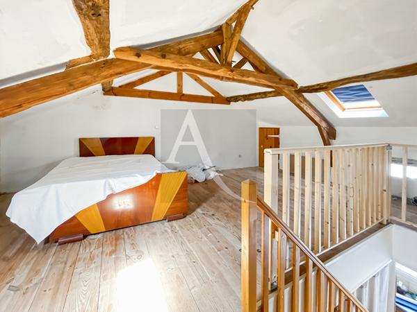 Propriété en pierre avec dépendance - Montaigu-de-Quercy