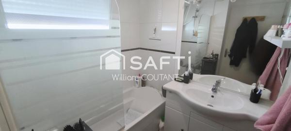 CHALLANS CENTRE - APPARTEMENT LUMINEUX AVEC BALCON & PARKING SOUTERRAIN