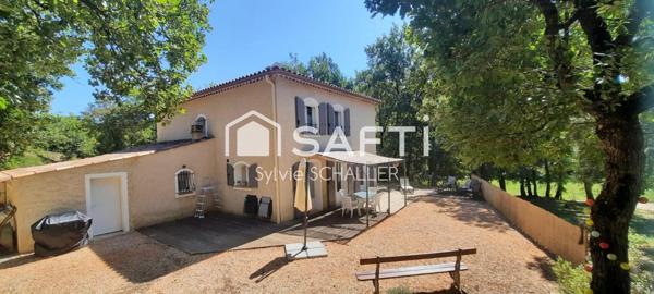 Magnifique Bastide provençale nichée dans un havre de paix