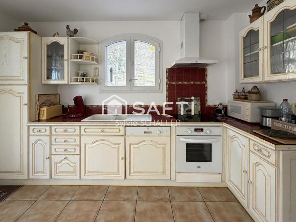 Magnifique Bastide provençale nichée dans un havre de paix