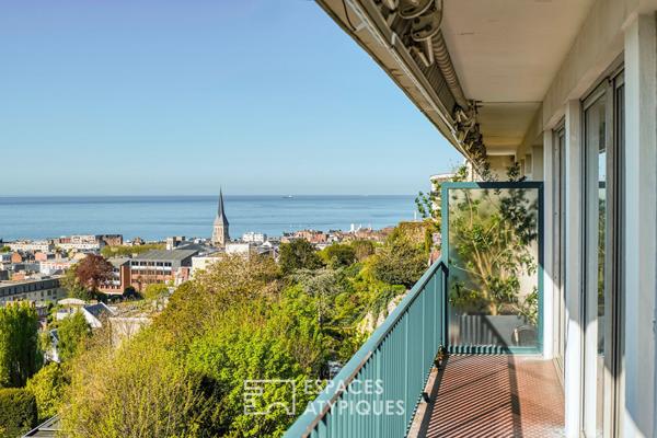 Appartement avec balcon et vue panoramique sur la ville et l’estuaire