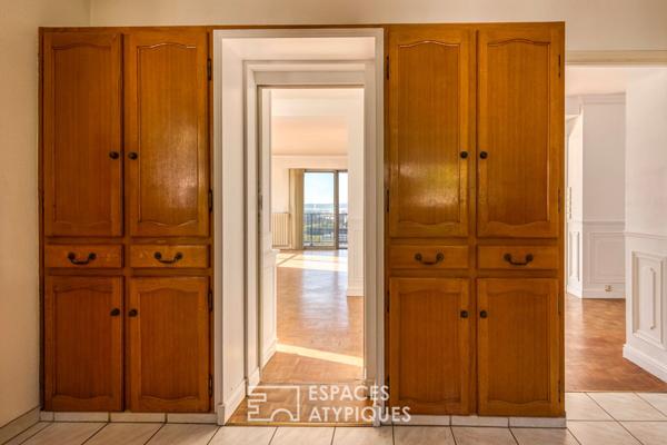 Appartement avec balcon et vue panoramique sur la ville et l’estuaire
