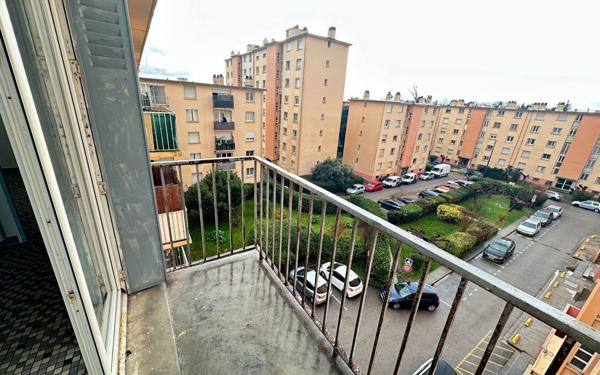 Appartement à louer    4 pièces • 64,93 m2 Nîmes