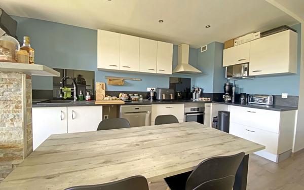 Appartement à vendre    2 pièces • 55,77 m2 Montpellier
