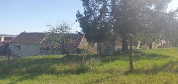 Verneuil (51700) MAISON AVEC GRAND TERRAIN