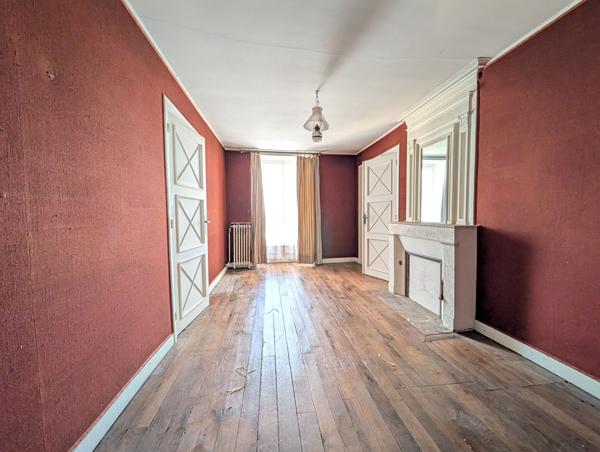 Maison de Maître, Melle 79500