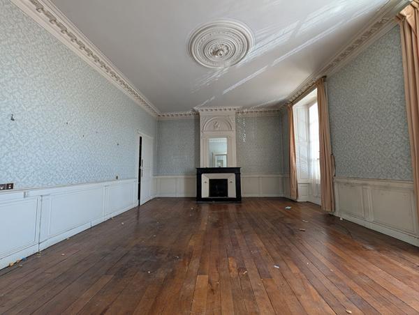 Maison de Maître, Melle 79500