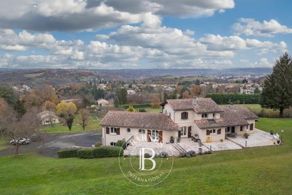 Vienne, Maison 4 Chambres -  237 m² à vendre