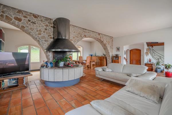 Vienne, Maison 4 Chambres -  237 m² à vendre