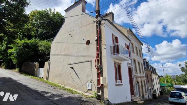 MAISON JOLIEMENT RENOVEE DE 3 CHAMBRES AVEC JARDIN