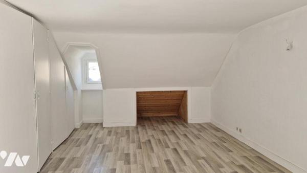 MAISON JOLIEMENT RENOVEE DE 3 CHAMBRES AVEC JARDIN