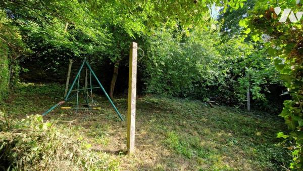 MAISON JOLIEMENT RENOVEE DE 3 CHAMBRES AVEC JARDIN