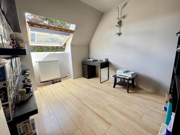 A vendre maison indépendante de type "BELGRAVIA" 5 chambres !