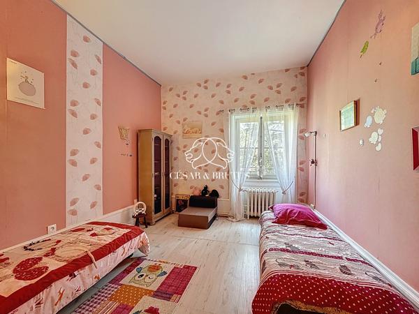 MAISON BOURGEOISE -274 m2- JARDIN
