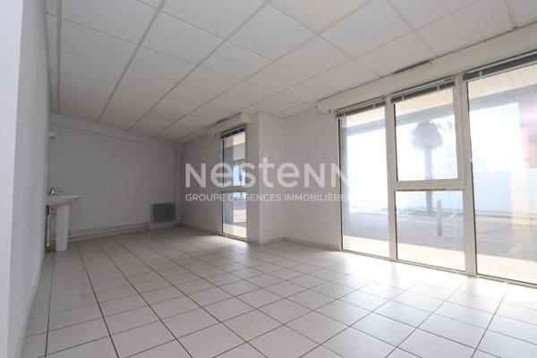 Quartier du Ruban Bleu - Local professionnel à usage commercial ou de bureaux 150 m²