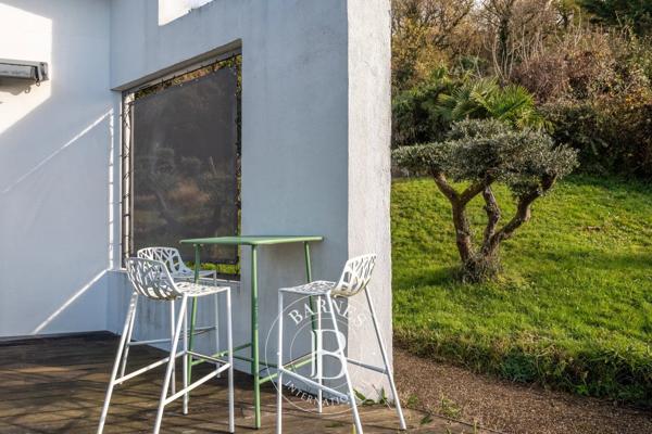 Limonest, Propriété 5 Chambres -  300 m² à vendre