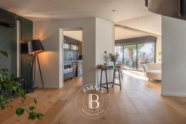 Limonest, Propriété 5 Chambres -  300 m² à vendre
