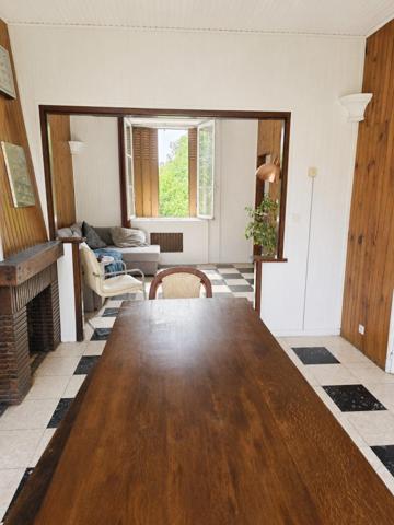 belle maison avec beaucoup de potentiel