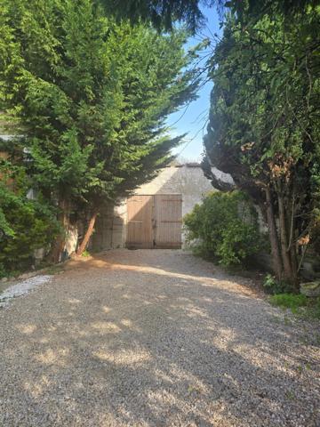 belle maison avec beaucoup de potentiel