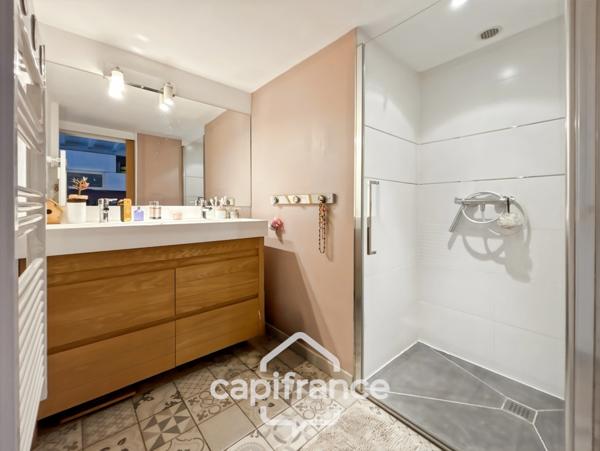 Aux Portes de BORDEAUX / TALENCE (33) Quartier Caudérès, Maison rénovée par Architecte avec jardin