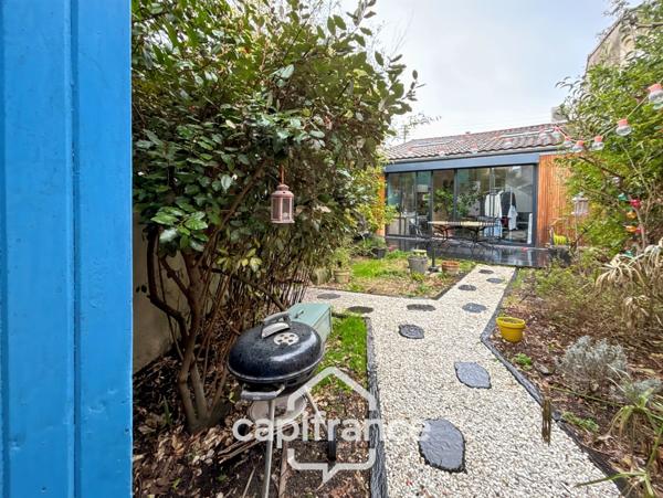 Aux Portes de BORDEAUX / TALENCE (33) Quartier Caudérès, Maison rénovée par Architecte avec jardin