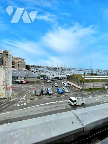 La Gare * Appartement 3 pièces - Vue dégagée sur les bassins