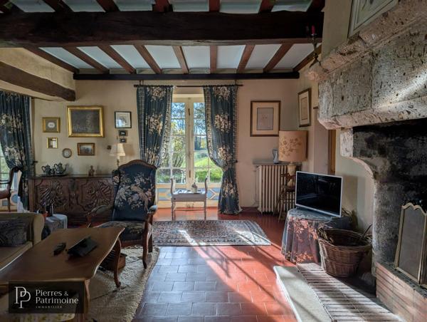 Sos (47170) Presbytère en pierre sur 2ha de terrain