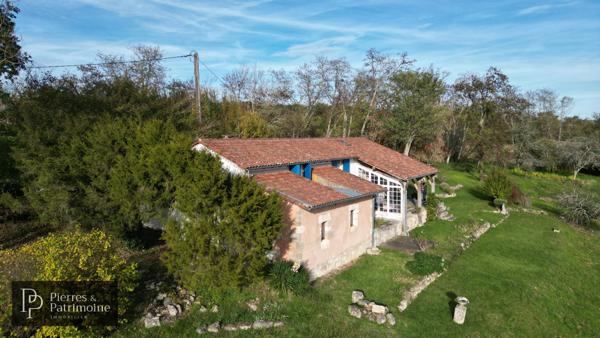Sos (47170) Presbytère en pierre sur 2ha de terrain