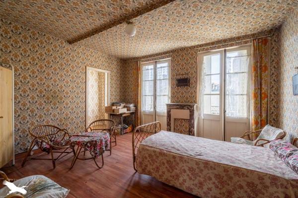 Maison à vendre |  Pons |  7 pièces | 179 m²