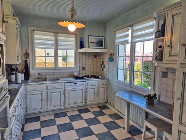 Maison à vendre |  Hauteville-sur-Mer |  5 pièces | 140 m²