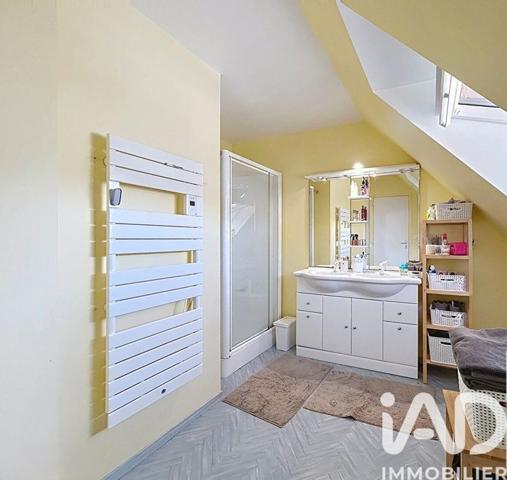 Maison à vendre 7 pièces 138 m² Saint-Cyr-en-Val