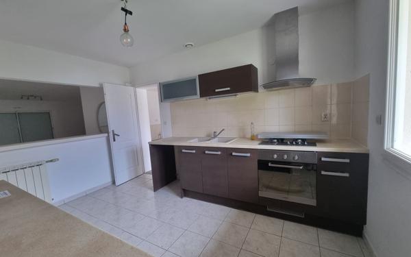 Maison à vendre    5 pièces •  Saint-Rogatien