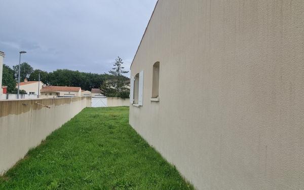 Maison à vendre    5 pièces •  Saint-Rogatien