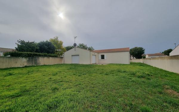 Maison à vendre    5 pièces •  Saint-Rogatien