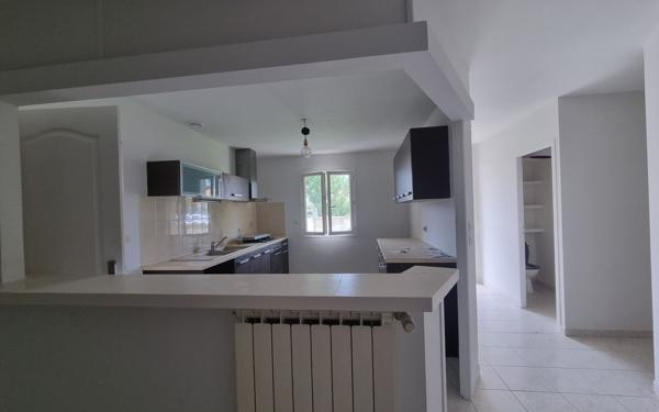 Maison à vendre    5 pièces •  Saint-Rogatien