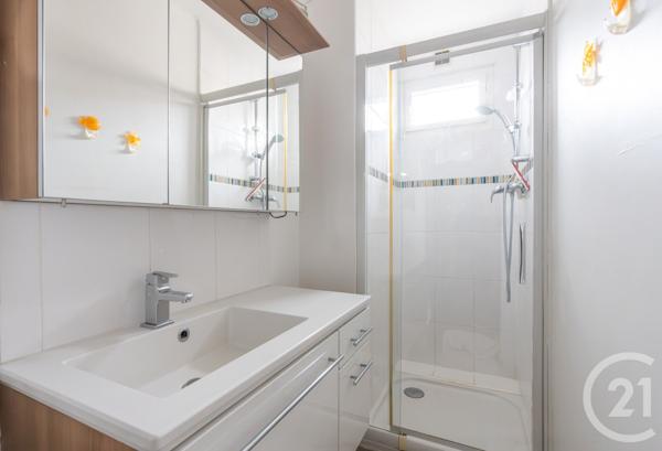 Appartement F5 à vendre  5 pièces - 98,58 m2 ST MAUR DES FOSSES - 94