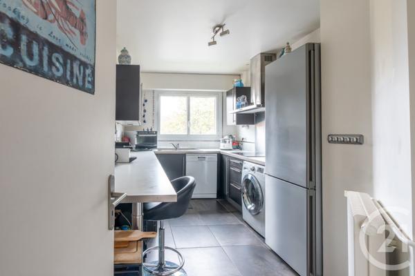 Appartement F5 à vendre  5 pièces - 98,58 m2 ST MAUR DES FOSSES - 94