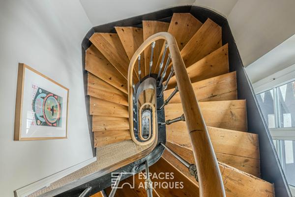 Maison de ville du XIXe siècle : Rénovation contemporaine et bureau indépendant