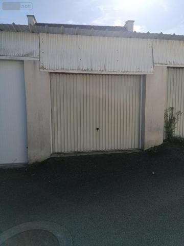 Garage - Parking à vendre à Lorient dans le Morbihan (56100), ref : 56081-2477   
Saint Armel